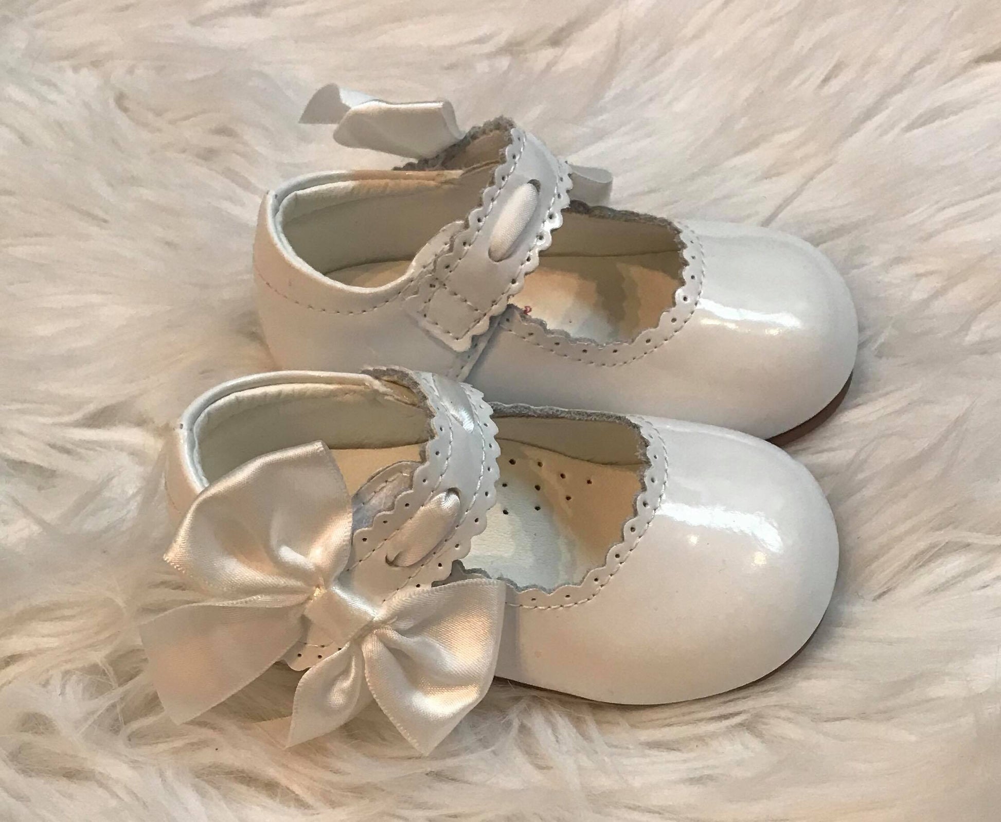 Caramelo Mary Jane Bow Leather Shoes - Hetty's Baby Boutique