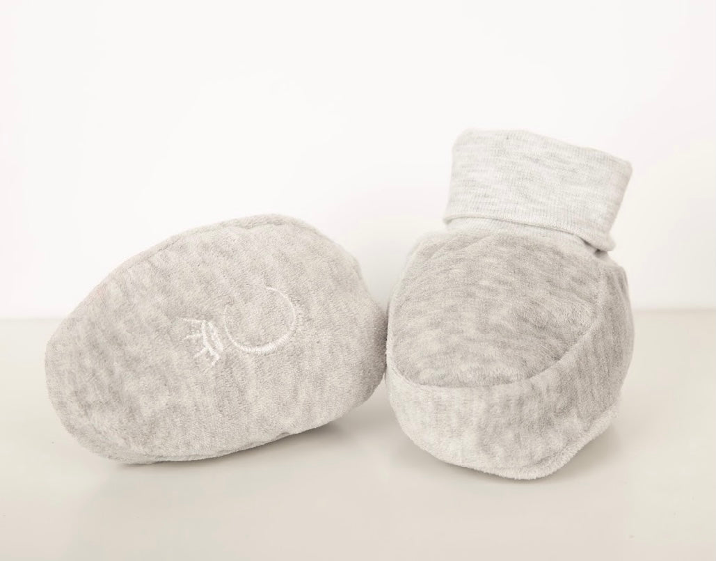 Caramelo Crown Booties - Grey or Blue